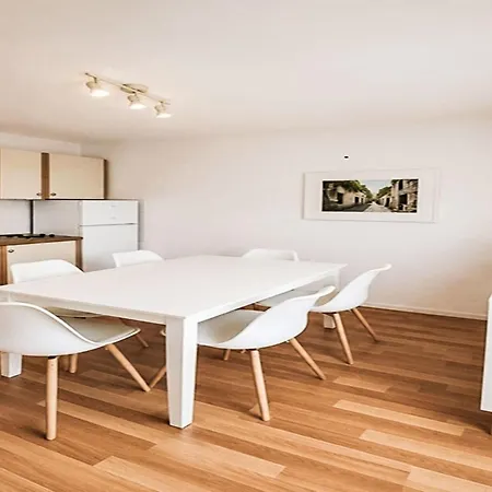 Apartment By Interhome *