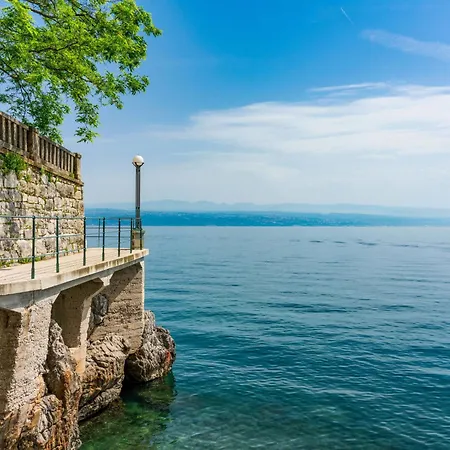 By Interhome Apartment *